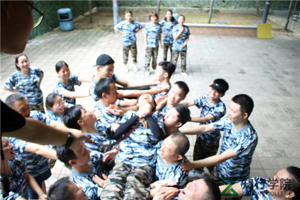 IMG_2439.jpg IMG_2439.jpg