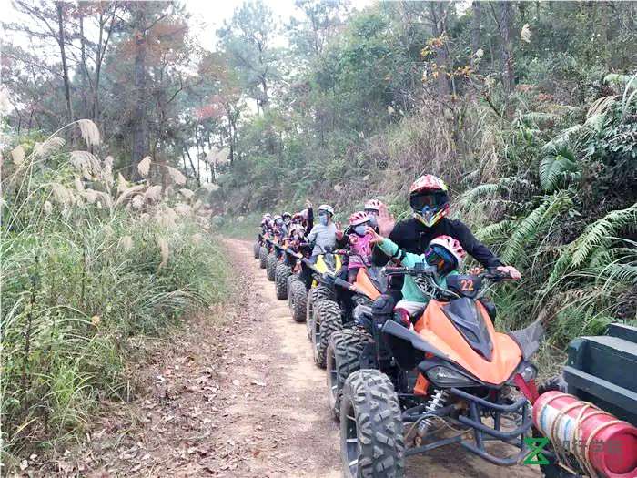 越野車(chē)5.jpg 越野車(chē)5.jpg