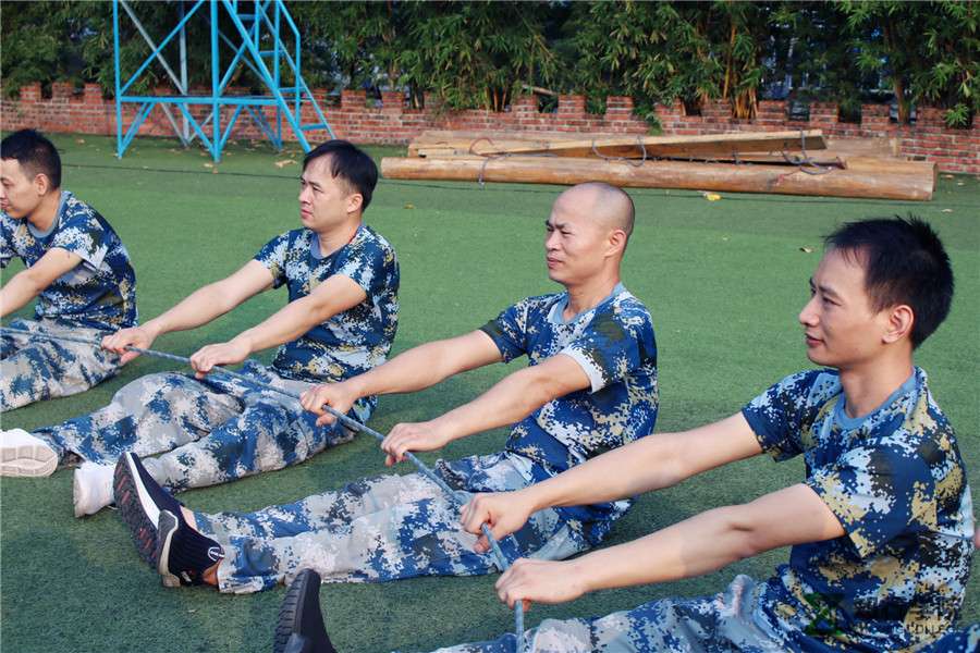 東莞拓展基地 東莞拓展活動(dòng) 東莞戶外團(tuán)建 東莞趣味拓展訓(xùn)練 (1).jpg