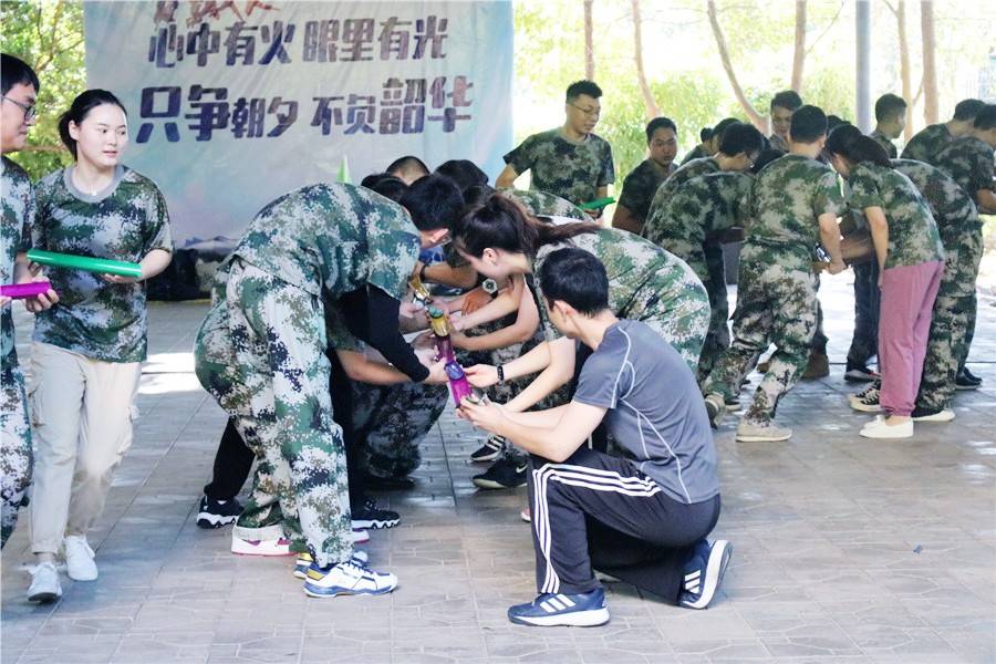 深圳拓展培訓(xùn)、深圳團(tuán)建公司、深圳拓展訓(xùn)練、深圳戶外拓展、深圳趣味團(tuán)建 (5).jpg