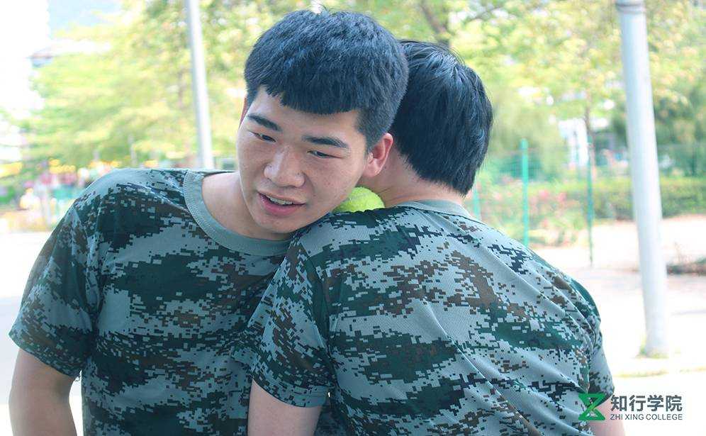 深圳中名國際實業(yè)巽寮灣鳳凰塔基地  挑戰(zhàn)99.jpg