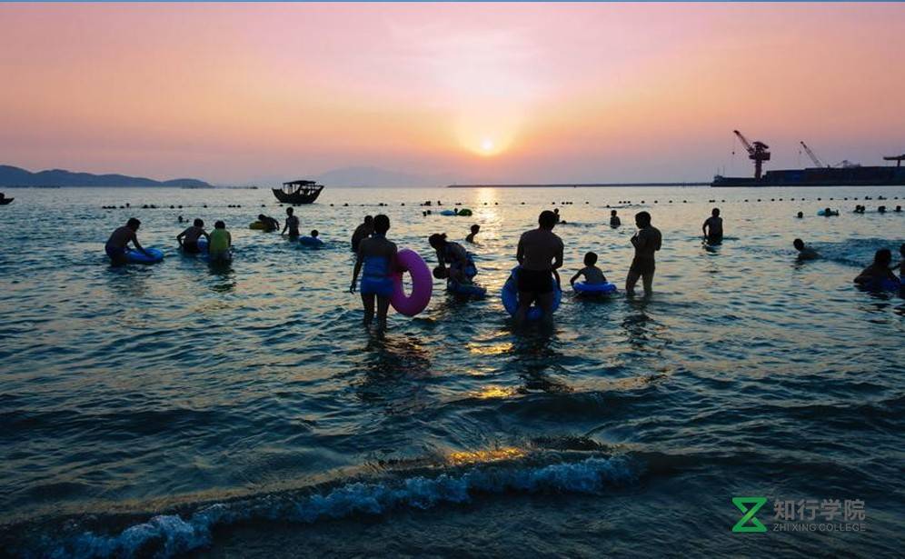 巽寮灣沙灘拓展訓(xùn)練.jpg 巽寮灣沙灘拓展訓(xùn)練.jpg