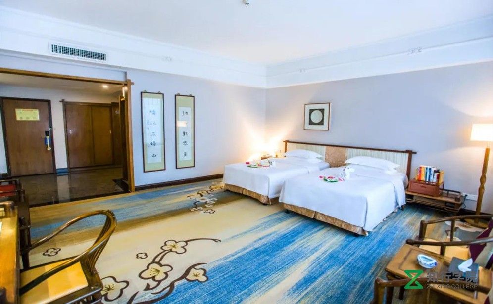 隱賢山莊房間.jpg 隱賢山莊房間.jpg