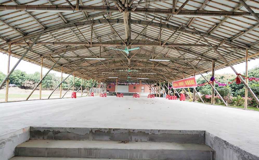 燒烤場.jpg 燒烤場.jpg