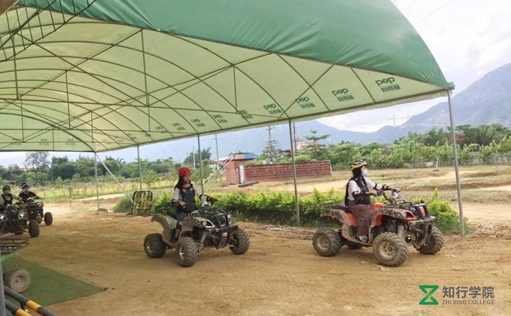 清遠(yuǎn)清泉寺拓展訓(xùn)練基地.jpg 清遠(yuǎn)清泉寺拓展訓(xùn)練基地.jpg