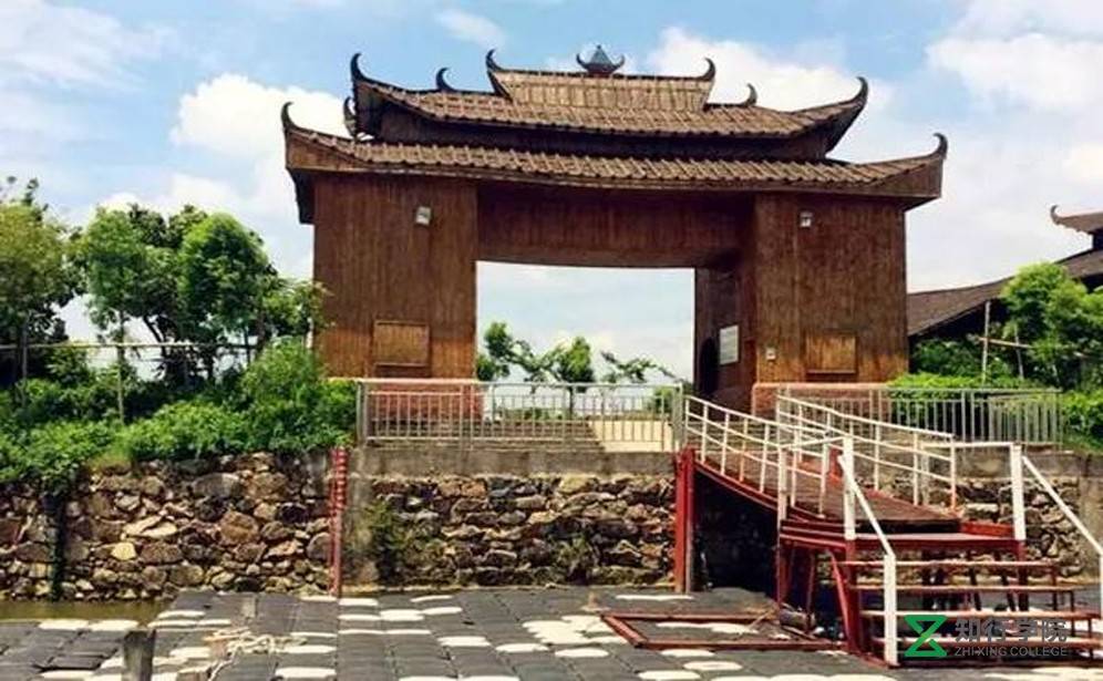 東莞檀香島拓展訓(xùn)練基地.jpg 東莞檀香島拓展訓(xùn)練基地.jpg