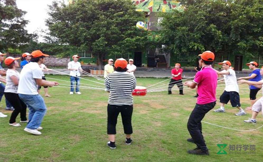 清遠(yuǎn)鳳城生態(tài)園拓展訓(xùn)練.jpg 清遠(yuǎn)鳳城生態(tài)園拓展訓(xùn)練.jpg