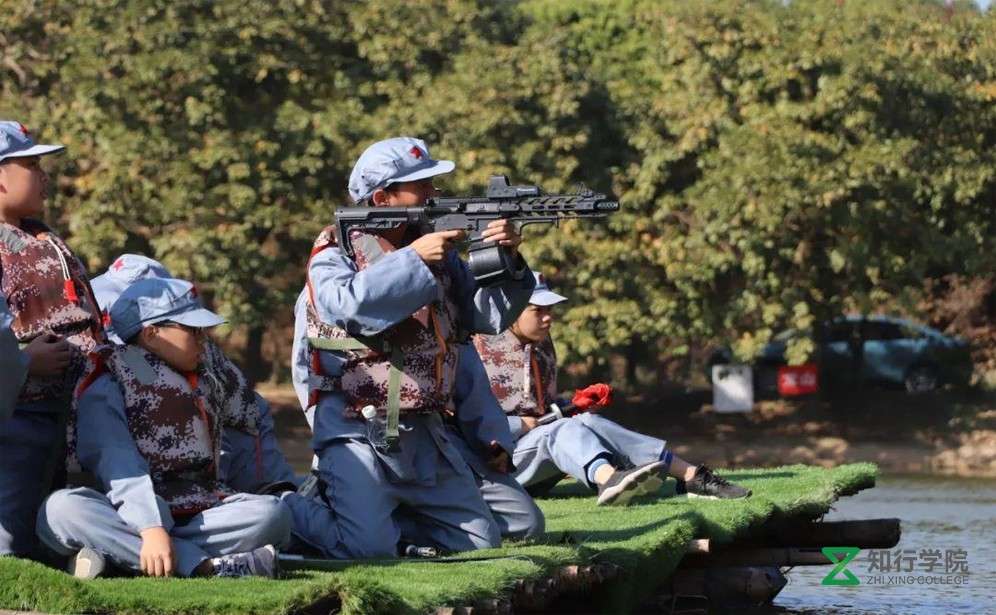 高新區(qū)復(fù)興園拓展活動(dòng)中心.jpg 高新區(qū)復(fù)興園拓展活動(dòng)中心.jpg