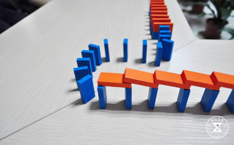 多米諾骨牌團建、團隊多米諾、多米諾骨牌拓展訓練、拓展團建、拓展訓練多米諾骨牌、惠州團建 (2).jpg