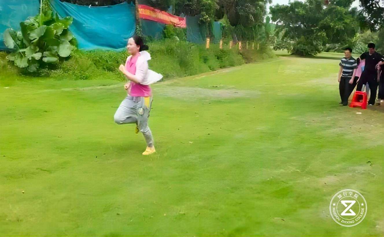 南山西麗麒麟山拓展基地.jpg 南山西麗麒麟山拓展基地.jpg