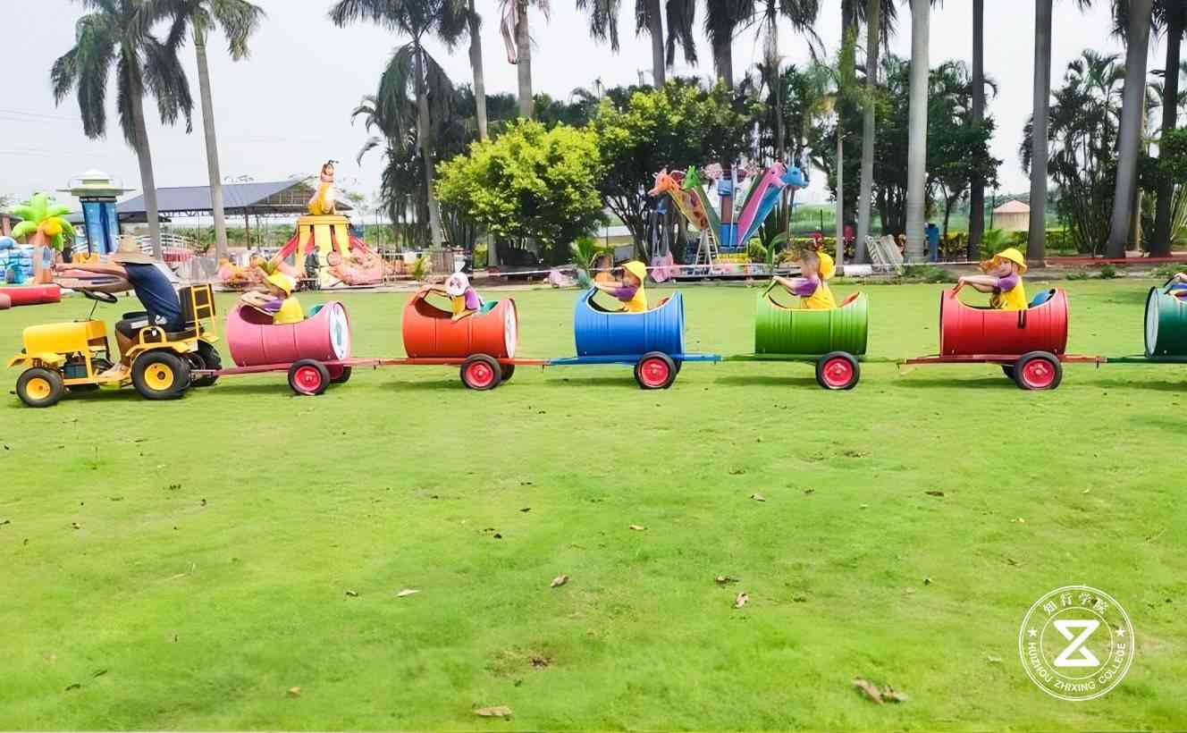 廣州南沙馬克生態(tài)園拓展訓練基地12.jpg 廣州南沙馬克生態(tài)園拓展訓練基地12.jpg