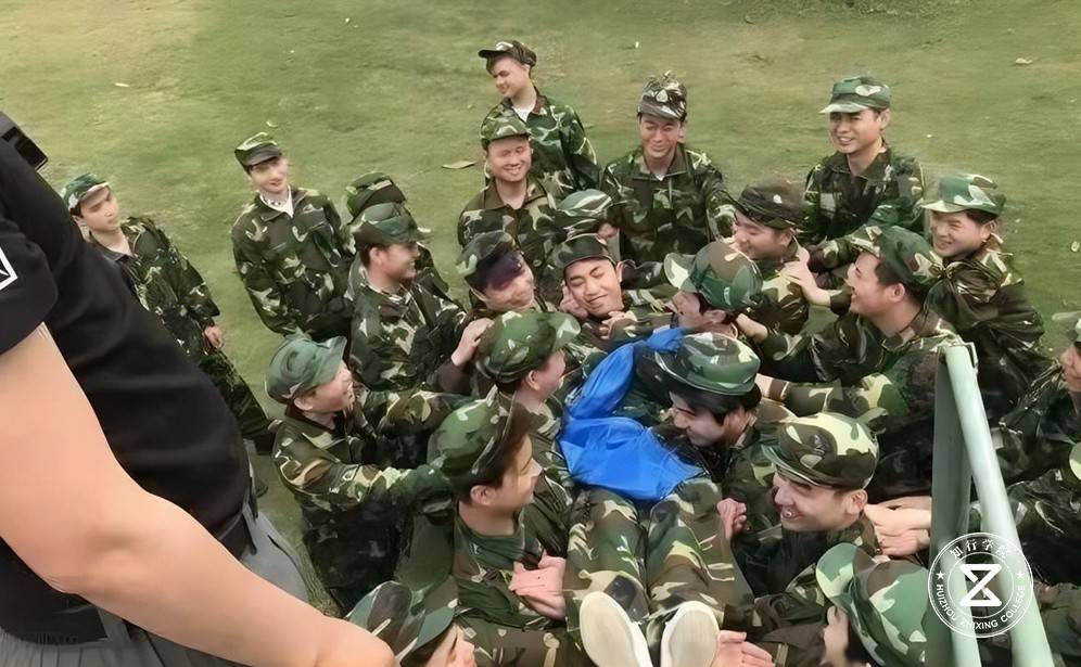 英德西牛鎮(zhèn)吉水山莊拓展基地7.jpg 英德西牛鎮(zhèn)吉水山莊拓展基地7.jpg